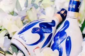 贾樟柯：汾酒就是我们的生活｜人物图片