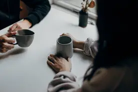 有哪些高情商的聊天技巧？图片