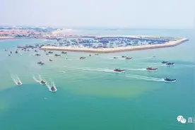 场面壮观！日照开海！图片
