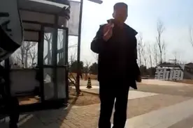 盲人带导盲犬进公园被保安阻拦，“你不是盲人，有残疾证也不行”，当事人：负责人已道歉，并承诺加强培训图片