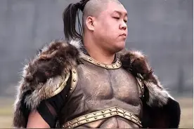 别再被隋唐演义误导了，隋唐历史上武力值最高的是这六位！图片