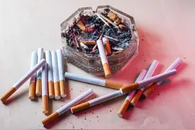 吸烟后身体若出现4大症状，说明你该戒烟，否则疾病将找上门图片