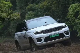 试驾全新大切诺基4xe，性能大涨，操控让Jeep粉暗喜，只是……图片