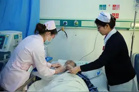 化疗，到底是救人还是害人？化疗后人就废了？肿瘤专家告诉你真相图片