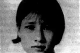 1950年，一位广东妇女指着报上的越南领导人胡志明：这是我的丈夫图片