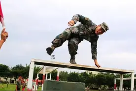 边关兵之初 四百米障碍的速度与激情图片