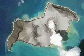 汤加火山喷发获确认为地球大气层内发生的“最大爆炸”图片