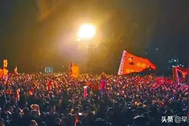 毛泽东诞辰128周年 万人聚集韶山图片