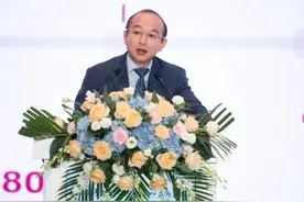 第十七届CSCO长白肿瘤年会丨胡毅教授：ADC类药物在肺癌中的应用图片