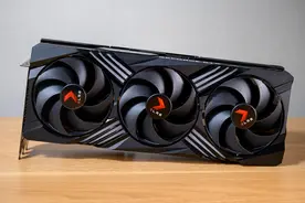 强劲性能还能保持小巧身材：PNY RTX 4090 24GB OC XLR8 VERTO显卡评测图片