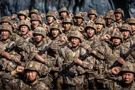 中国军人——“到！”图片