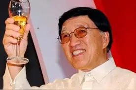福建穷小伙到菲律宾开800家银行，遗产只留中国妻子，究竟为何？图片