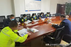 “三抓三促”行动进行时│白兰收费所多措并举助力“车货无忧”公众责任保险宣传工作图片