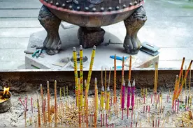 走近道教：去宫观里烧香祈福时，这十个规矩需要记住，不可冒犯图片