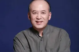 郭达不再隐瞒，坦言20年上20次春晚真相，原来妻子是他最强后盾图片