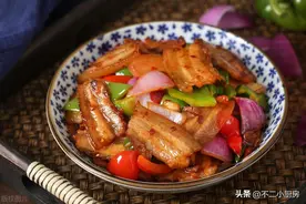 这才是回锅肉正确家常做法，肥而不腻，瘦而不柴，每一片肉都奇香图片
