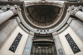 距今正好100年！武汉这座被遗忘的老建筑，可惜成了破败的居民楼图片
