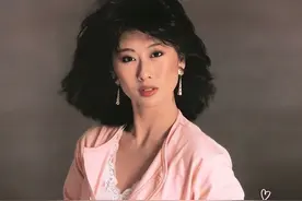 林子祥的修为：叶倩文当年与羽球教练过从甚密，他为何毫不在意？图片