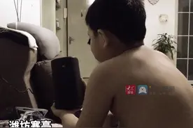 潍坊小男孩哭问“小爱同学”假期还有多少天 网友：这对白也太心酸了图片
