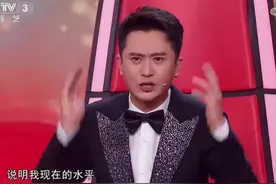 主持人杨帆：我比小尼水平高，为什么不能在一号演播厅主持春晚？图片