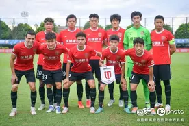 战报丨首阶段两连胜收官！成都蓉城2-1逆转梅州客家图片