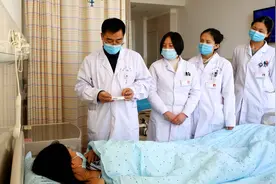 接生的男医生，面对孕妇隐私部位是否会难为情？跟你们想的不同图片