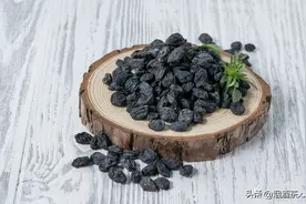 您吃过新疆黑美人葡萄干图片