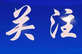 离开又折返，他们跟张桂梅老师道别，都哭了图片