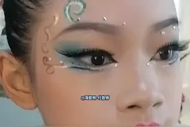 舞台妆#傣族舞妆#JISINIU化妆师#苗族舞图片图片