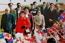 1986年英女王访华，大陆向霍英东借车，霍英东直接买了台劳斯莱斯图片