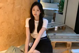 早上来一杯冰美式图片