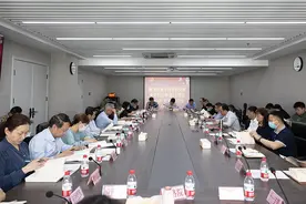 何平主持召开重科院党委2022年第5次理论学习中心组（扩大）学习会图片
