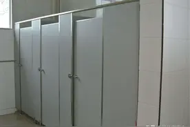 高校女生厕所产子，为何学生怀孕现象越来越多？大学老师说出要害图片