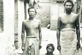 清末老照片：通房丫头比小姐颜值还高，太监格格陪慈禧尽兴游玩图片