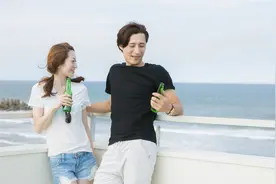我男友，认识俩月就送我敞篷车，3个月闪婚，其实第一印象并不好图片