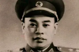 韩先楚战功赫赫，1969年递补中央委员，为何一生没进政治局？图片
