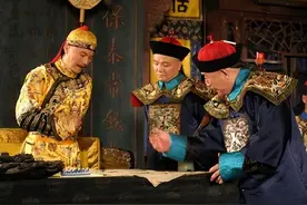 乾隆为难才子，出上联“独眼岂能登金榜”，才子反击成就千古名对图片