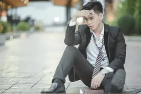 体制内外，两种选择，两种人生图片