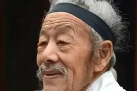 武当84岁道医祝华英，拥有一身千年绝学，竟传给了外国人图片