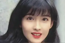 14年后再看“玉女掌门人”周慧敏，屡次被戴绿帽的她才不是恋爱脑图片