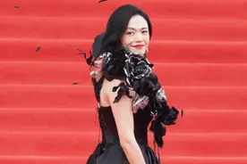 北京国际电影节成了大秀场！有人拼实力有人凹造型，到处是小心机图片