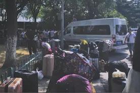 春节过后，东莞街头一段视频传出：18岁有多爽，后来就有多痛图片