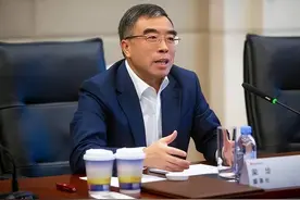 通信历史连载199-华为之1995年入职的董事长“梁博士”梁华图片