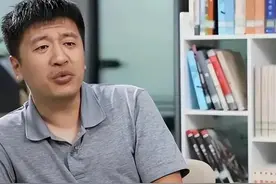 张雪峰：人民日报点名，人民群众点赞！图片