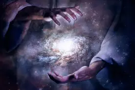 谁在背后，安排了宇宙的一切？爱因斯坦与杨振宁的怀疑或许是对的图片