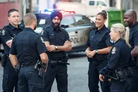 抓分心驾驶无敌！盘点温哥华警察的“天花板操作”时刻……图片