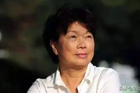 龙应台“翻车史”：曾经上教科书的她，是如何跌落神坛的？图片