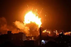 东南亚爆发激战，缅军基地遭猛烈空袭，中国周边现第二个乌克兰？图片