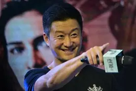 超越自我：吴京的成长之路图片