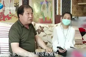 强势儿媳刁难公婆，饭没做好都挨骂，丈夫怒提离婚，秒怂：我错了图片